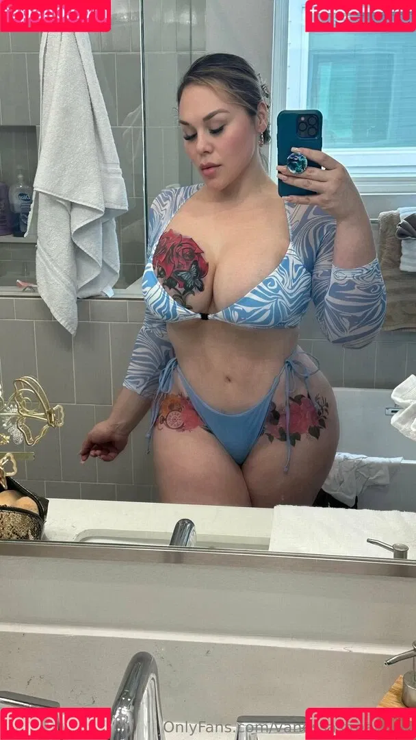 vanessasfreepage / vfreemepicure Onlyfans Photo Gallery 