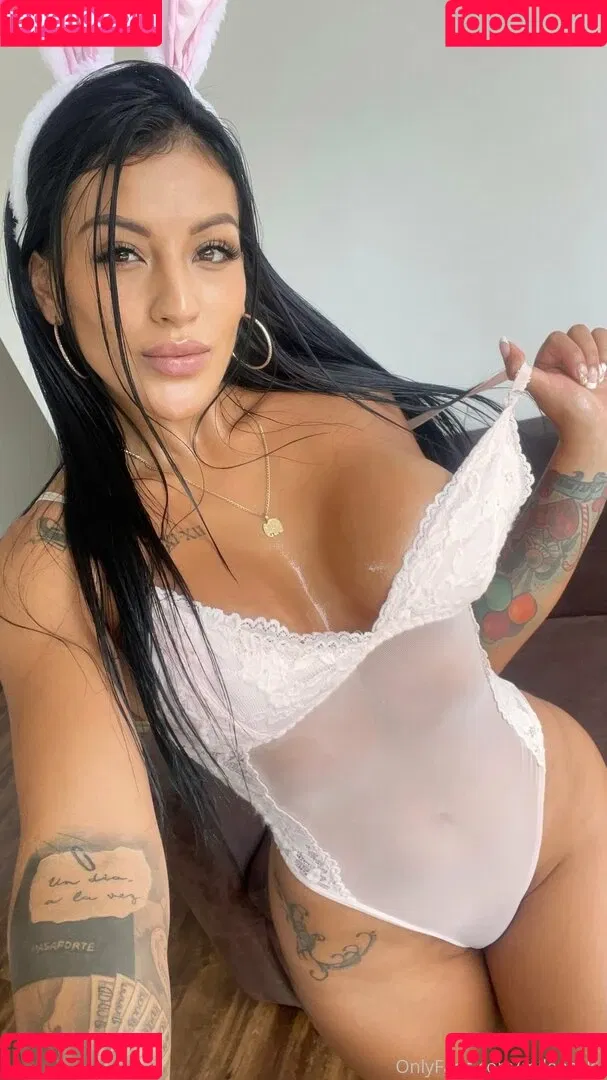 m.h._sky / milenasky Onlyfans Photo Gallery 
