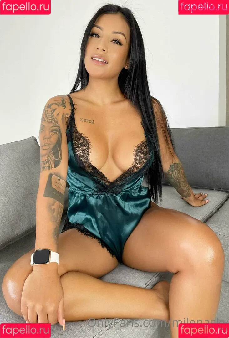 m.h._sky / milenasky Onlyfans Photo Gallery 
