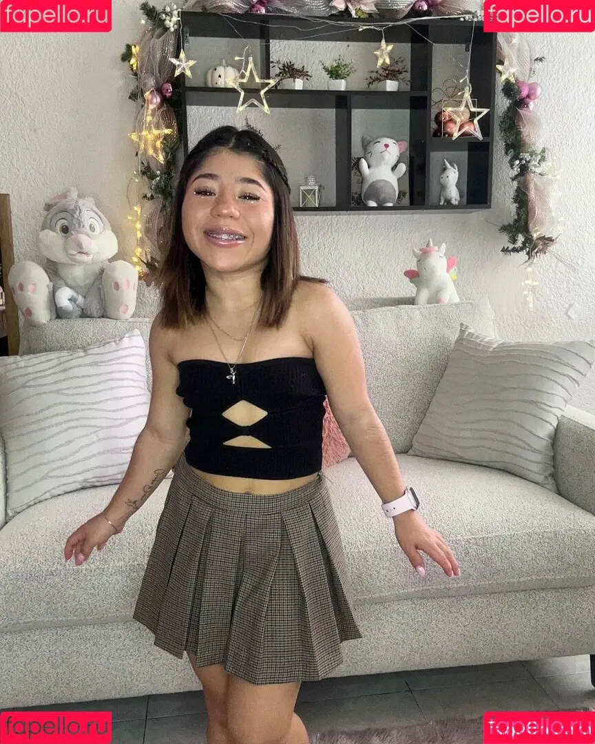 itsyunueny / yunuen Onlyfans Photo Gallery 