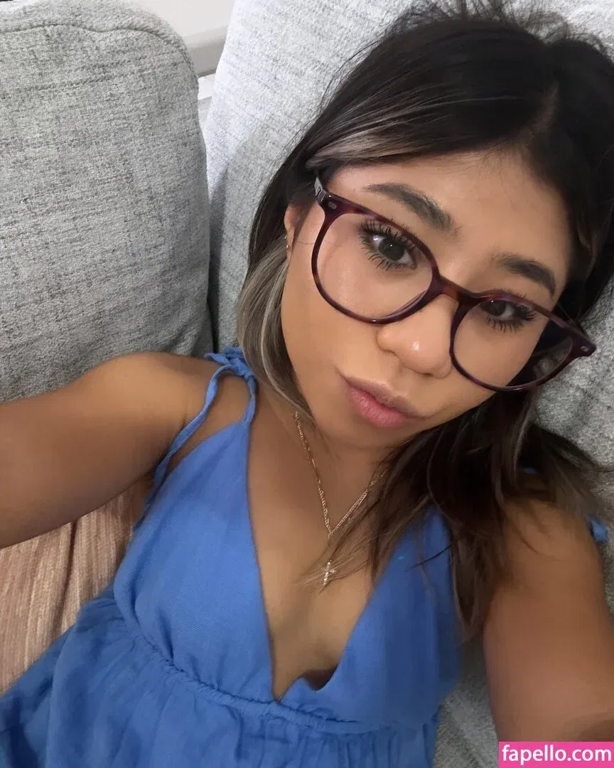 itsyunueny / yunuen Onlyfans Photo Gallery 