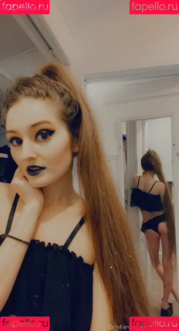 elaine arbor / kitten.crusade / kittencrusade / raccoonqueen__ / wobfet Onlyfans Photo Gallery 