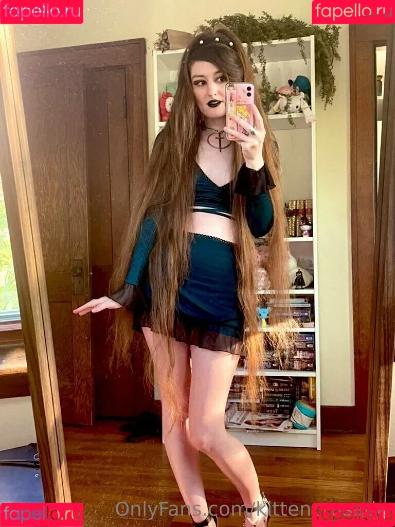 elaine arbor / kitten.crusade / kittencrusade / raccoonqueen__ / wobfet Onlyfans Photo Gallery 