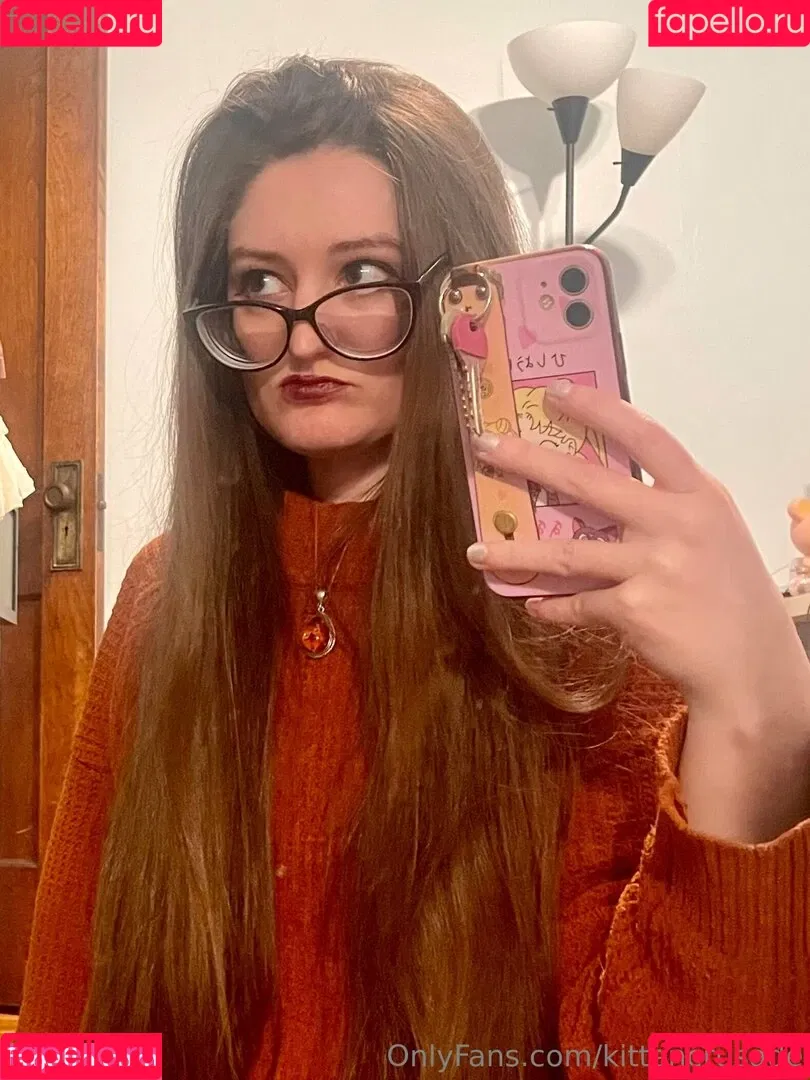 elaine arbor / kitten.crusade / kittencrusade / raccoonqueen__ / wobfet Onlyfans Photo Gallery 