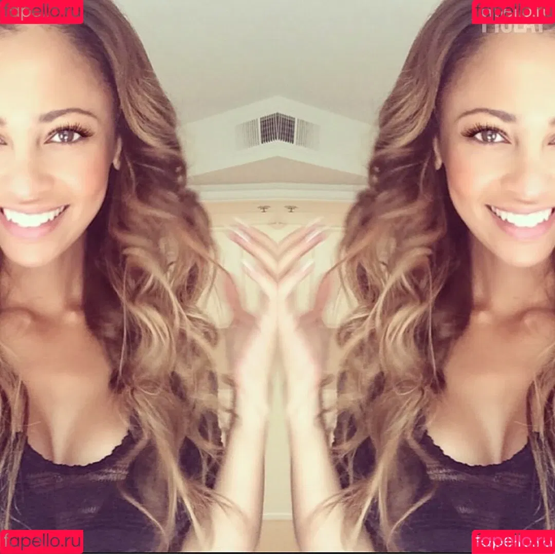 Vanessa Morgan / vanessamorgan Onlyfans Photo Gallery 