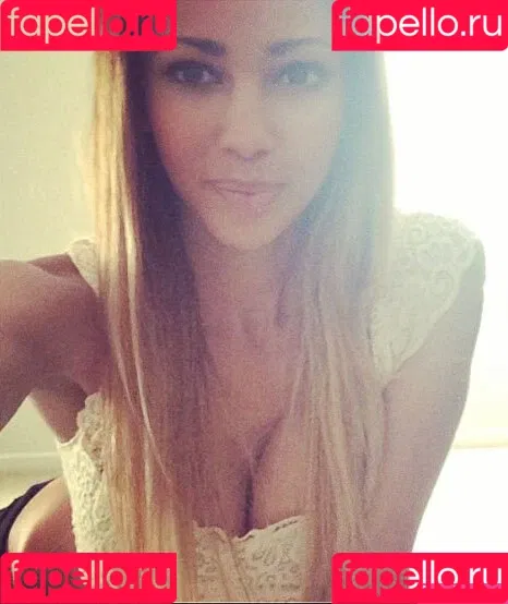 Vanessa Morgan / vanessamorgan Onlyfans Photo Gallery 