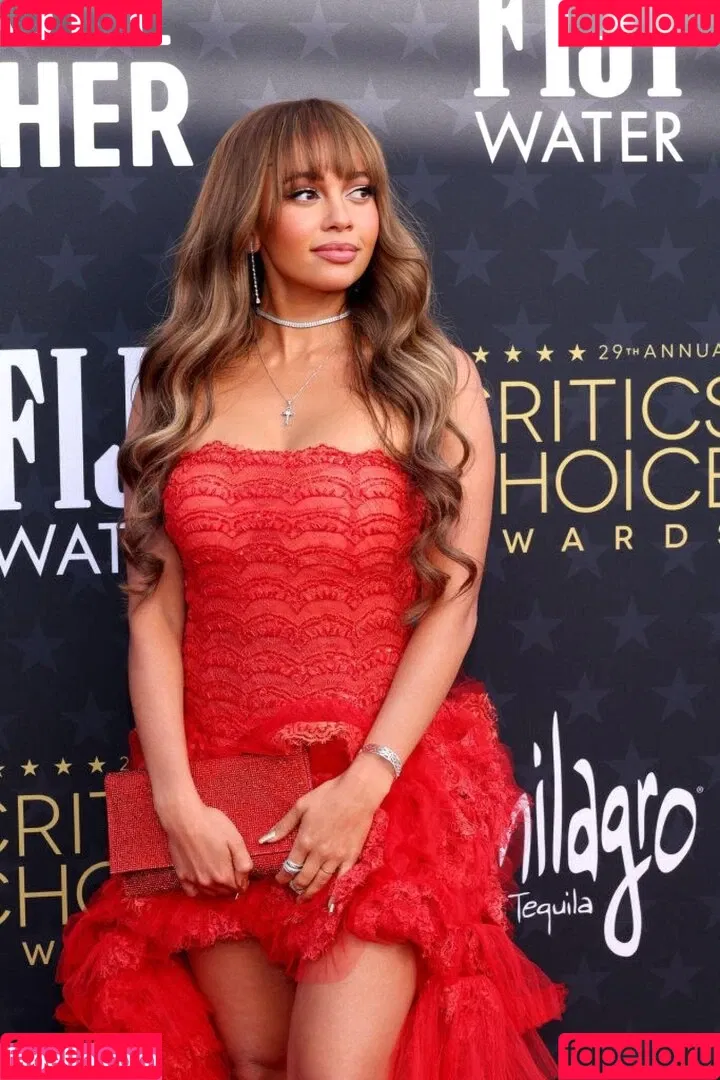 Vanessa Morgan / vanessamorgan Onlyfans Photo Gallery 