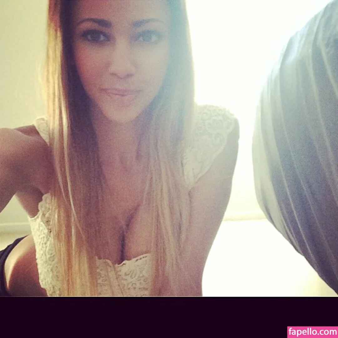 Vanessa Morgan / vanessamorgan Onlyfans Photo Gallery 