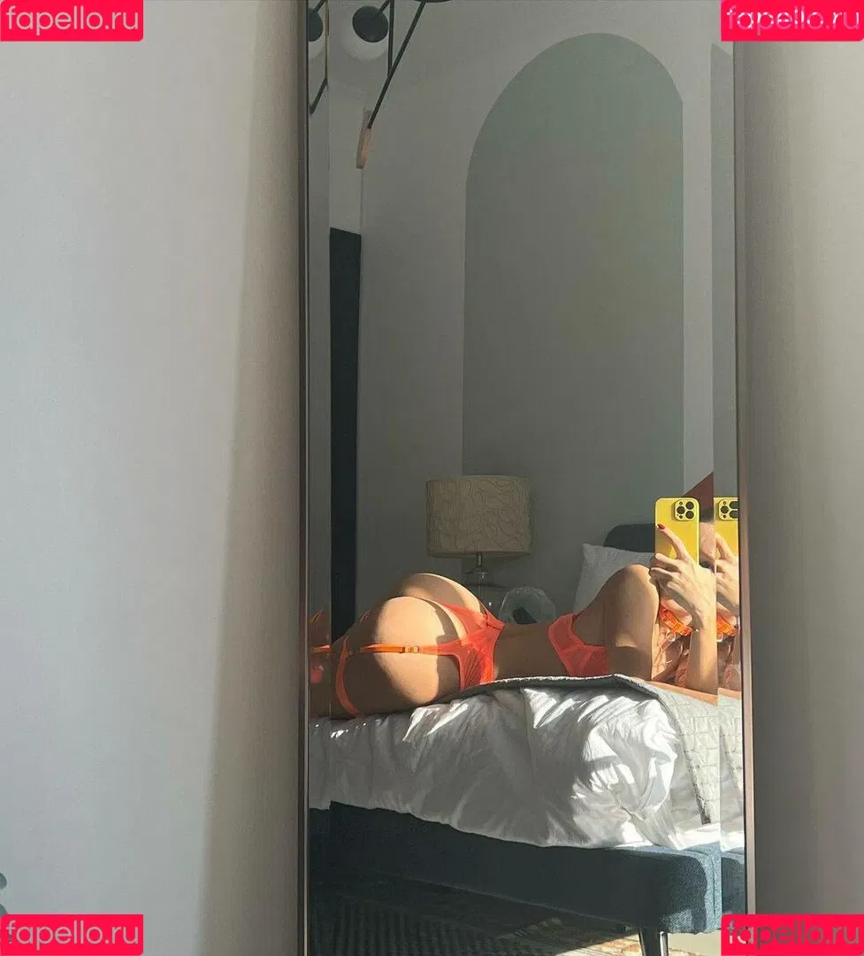 ellieleen / ellieleen1 / itsnoteliieleen Onlyfans Photo Gallery 