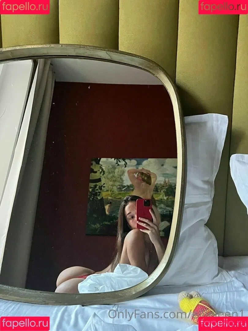 ellieleen / ellieleen1 / itsnoteliieleen Onlyfans Photo Gallery 