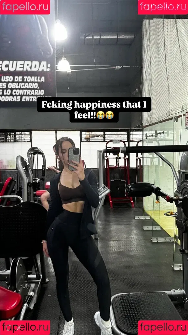 ellieleen / ellieleen1 / itsnoteliieleen Onlyfans Photo Gallery 
