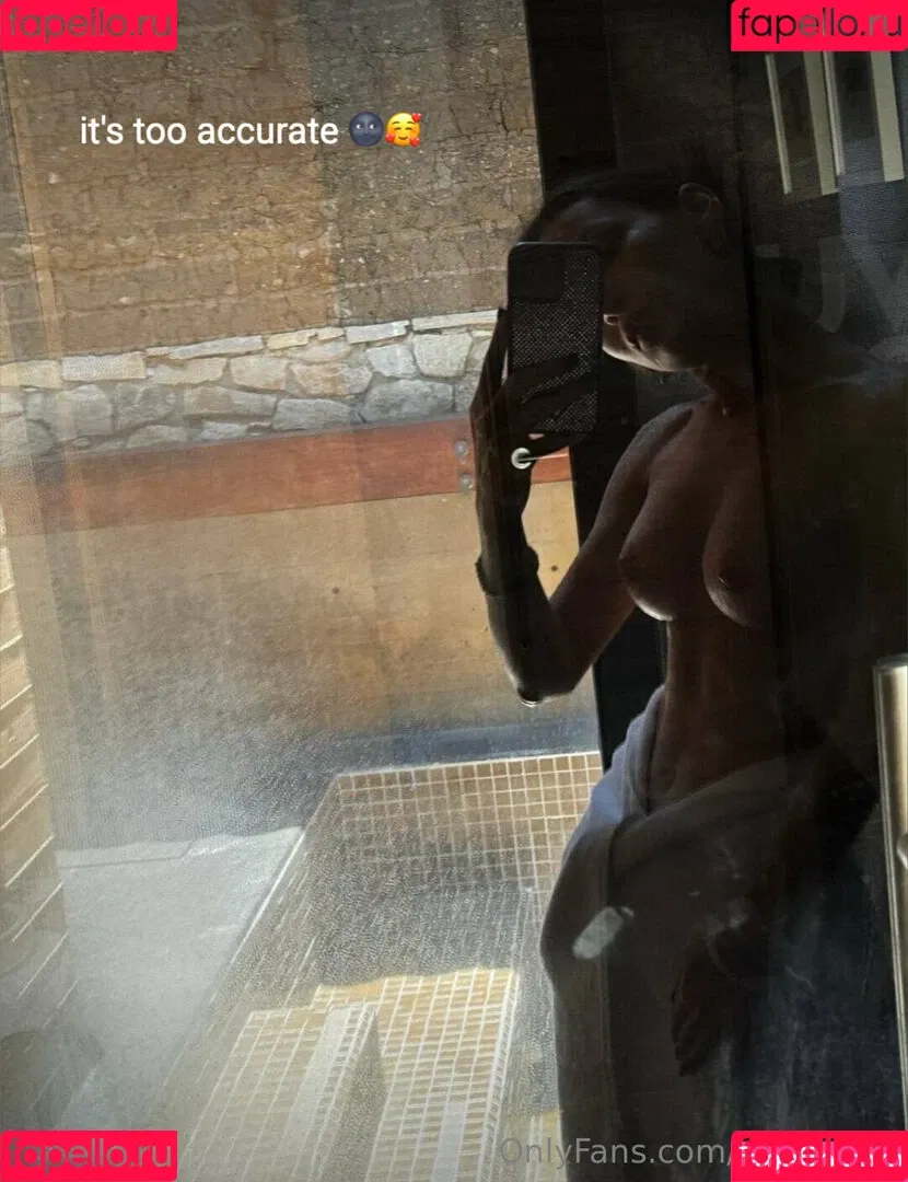 ellieleen / ellieleen1 / itsnoteliieleen Onlyfans Photo Gallery 