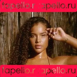 Malaika Terry / malaikaterry / malaikaterryy Onlyfans Photo Gallery 