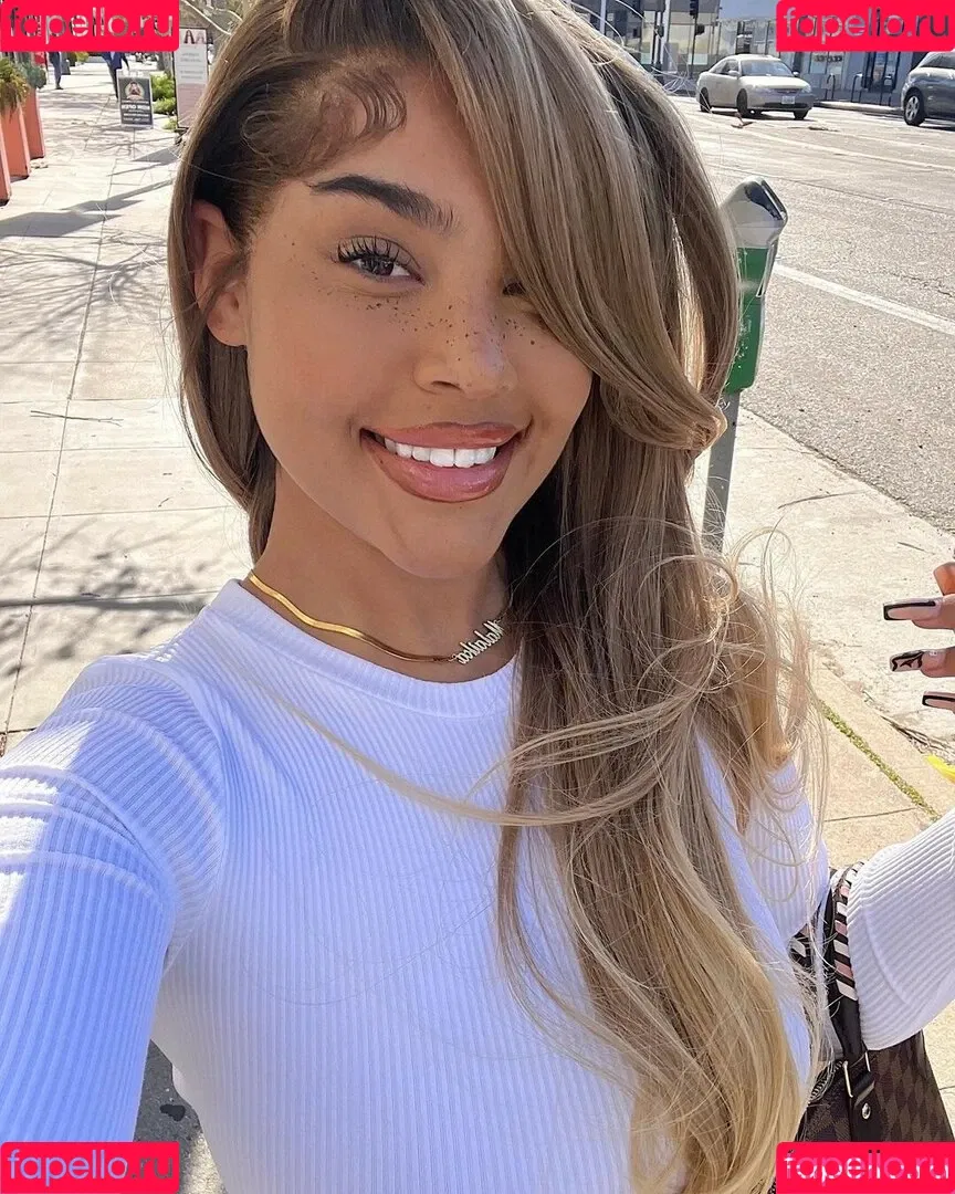 Malaika Terry / malaikaterry / malaikaterryy Onlyfans Photo Gallery 