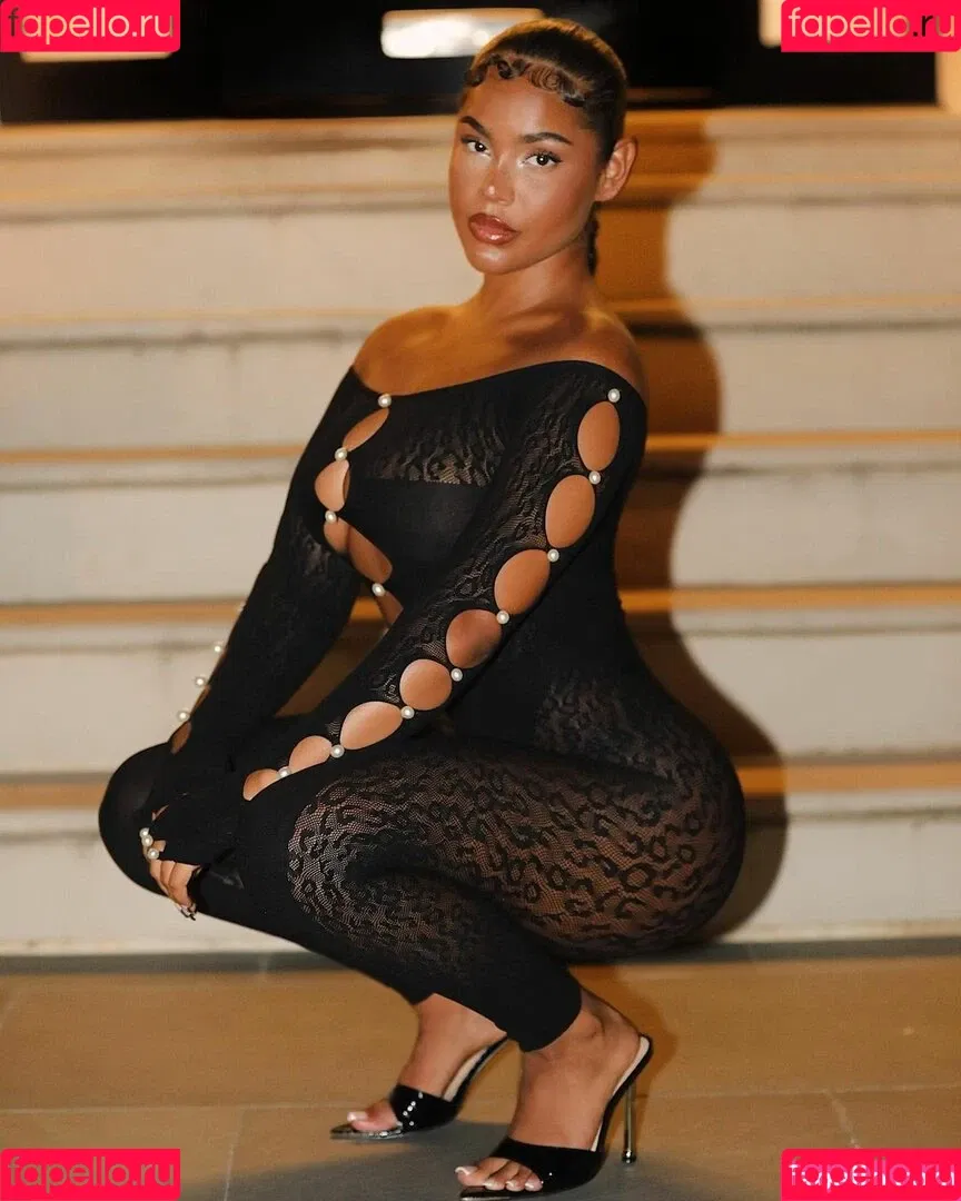 Malaika Terry / malaikaterry / malaikaterryy Onlyfans Photo Gallery 