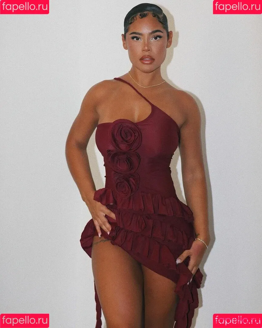Malaika Terry / malaikaterry / malaikaterryy Onlyfans Photo Gallery 