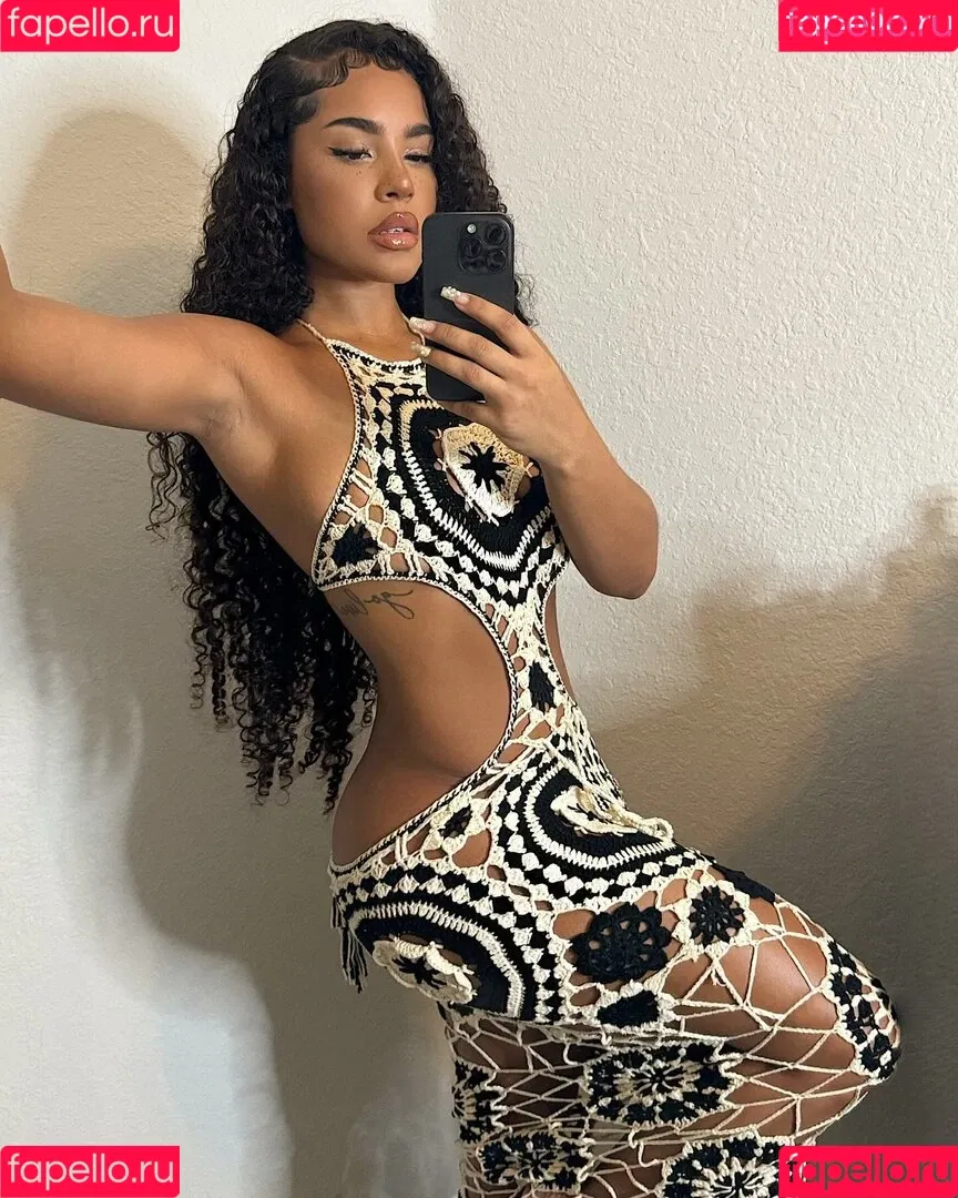 Malaika Terry / malaikaterry / malaikaterryy Onlyfans Photo Gallery 