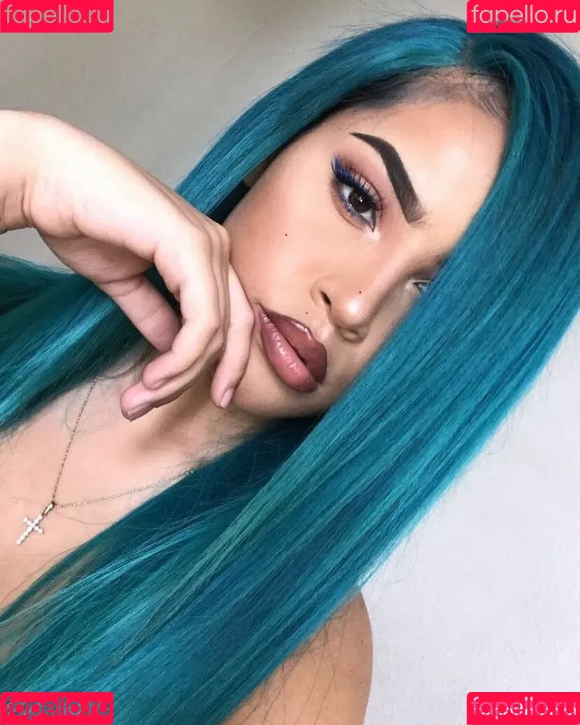 Malaika Terry / malaikaterry / malaikaterryy Onlyfans Photo Gallery 