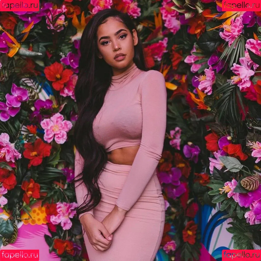 Malaika Terry / malaikaterry / malaikaterryy Onlyfans Photo Gallery 