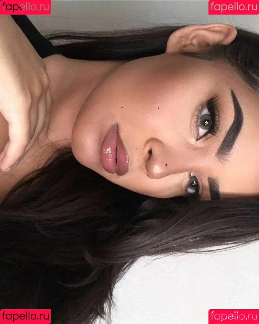 Malaika Terry / malaikaterry / malaikaterryy Onlyfans Photo Gallery 