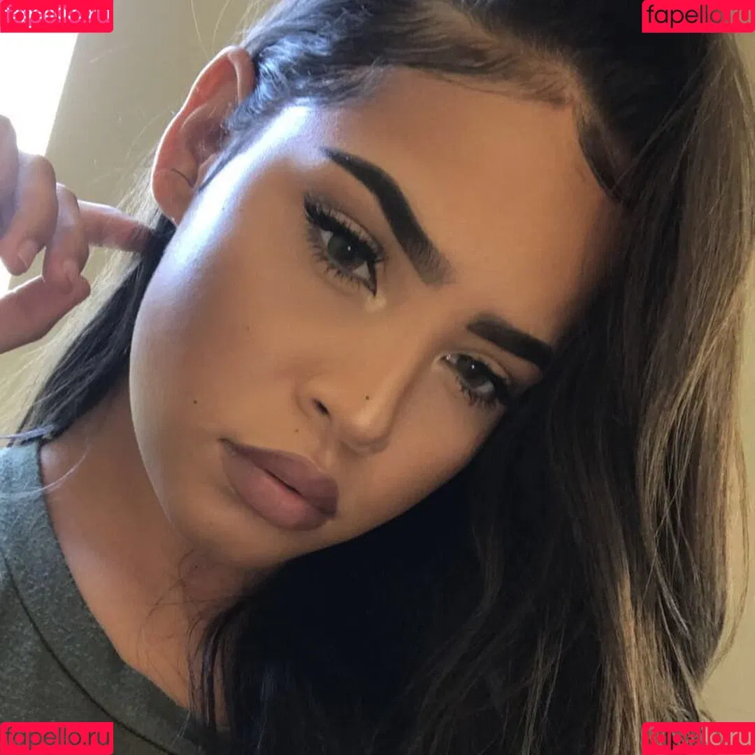 Malaika Terry / malaikaterry / malaikaterryy Onlyfans Photo Gallery 