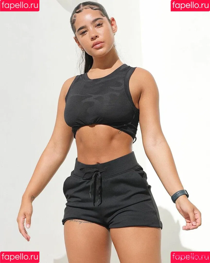 Malaika Terry / malaikaterry / malaikaterryy Onlyfans Photo Gallery 