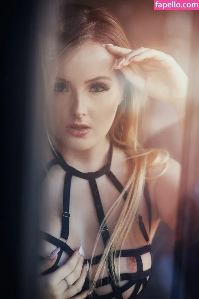 Serenitymodel Onlyfans Photo Gallery 