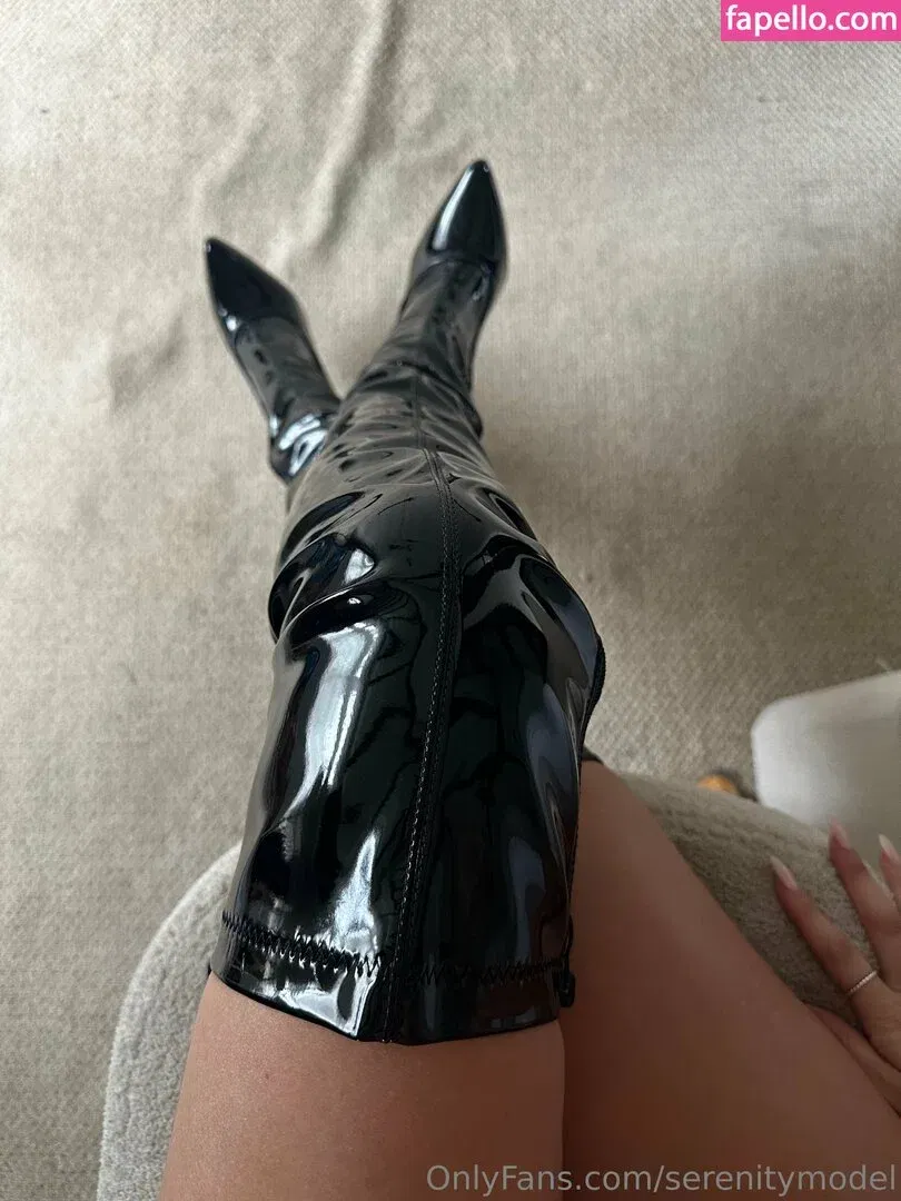 Serenitymodel Onlyfans Photo Gallery 