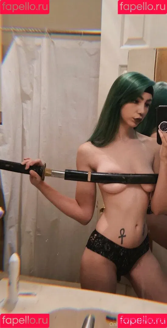 chrryghxst / thehungryghxst Onlyfans Photo Gallery 