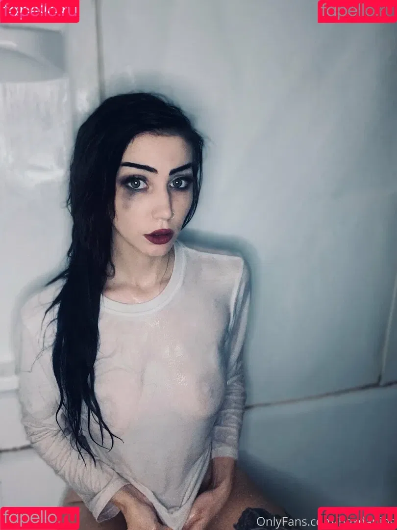 chrryghxst / thehungryghxst Onlyfans Photo Gallery 