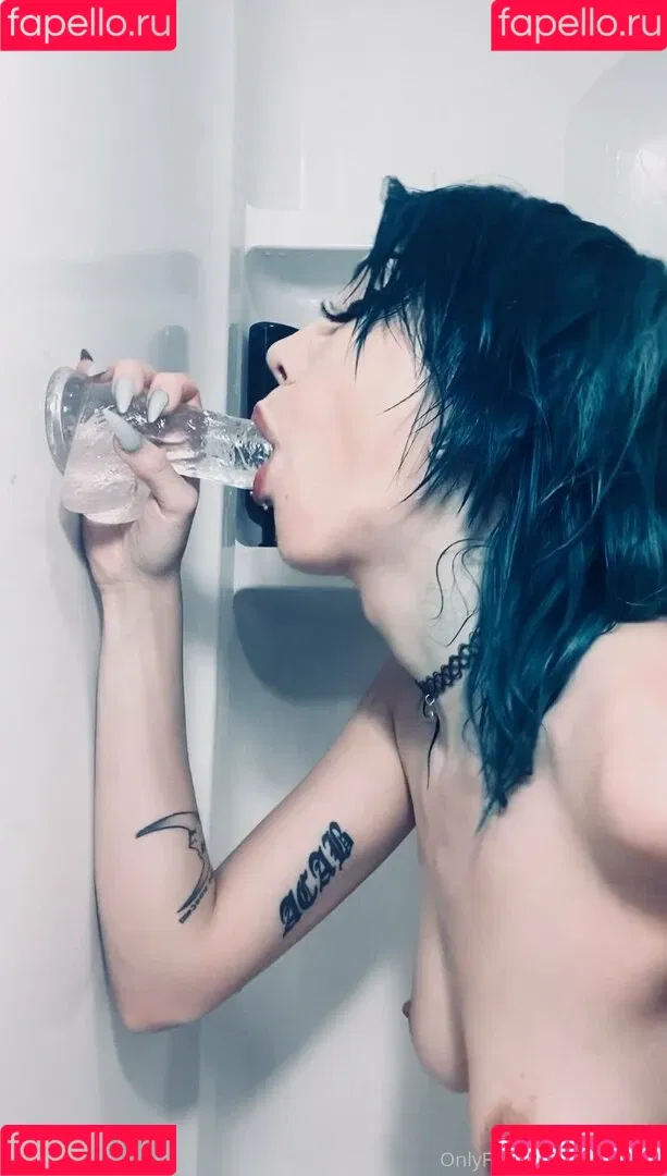chrryghxst / thehungryghxst Onlyfans Photo Gallery 