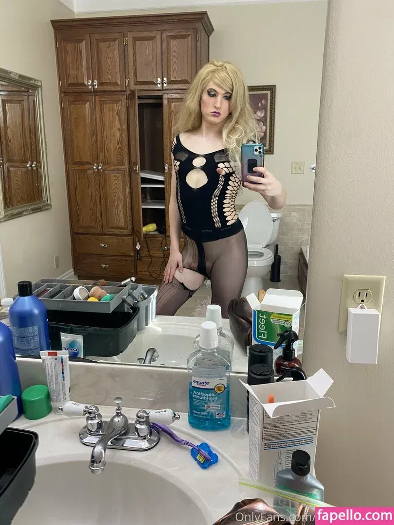 kymmyharper Onlyfans Photo Gallery 