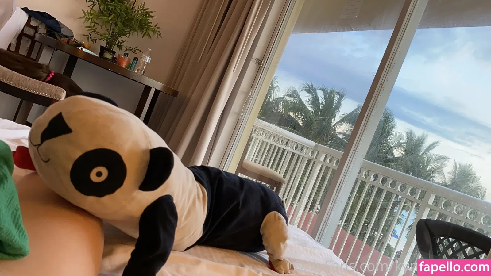 kymmyharper Onlyfans Photo Gallery 