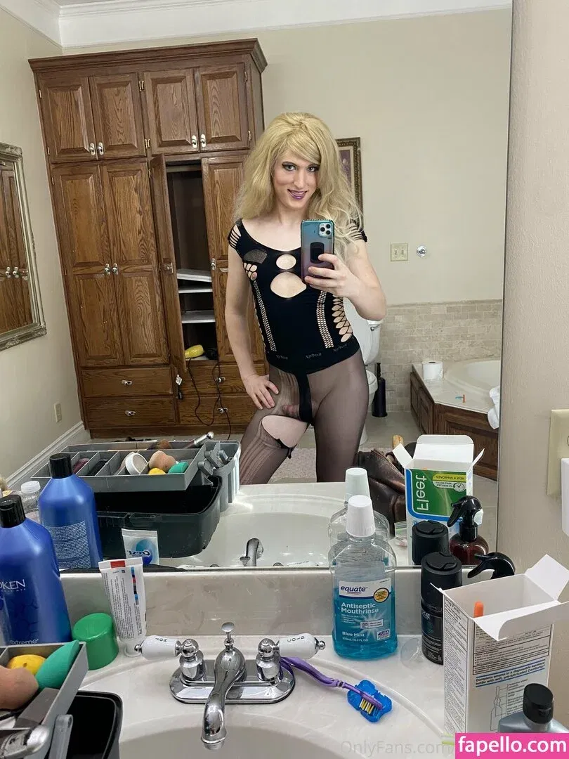 kymmyharper Onlyfans Photo Gallery 