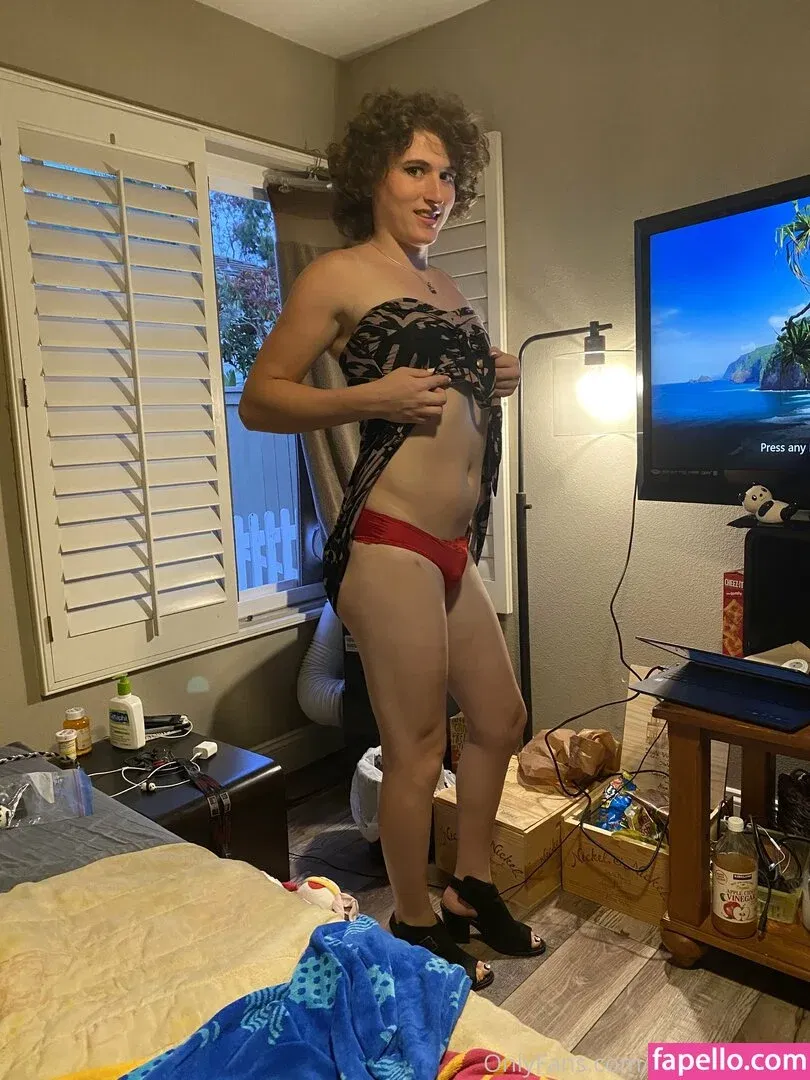 kymmyharper Onlyfans Photo Gallery 