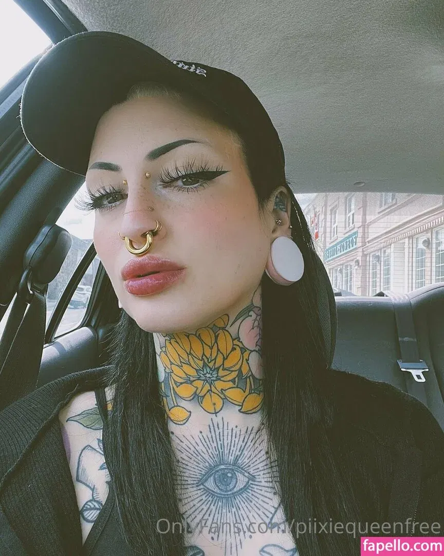 piixiequeen / piixiequeenfree Onlyfans Photo Gallery 