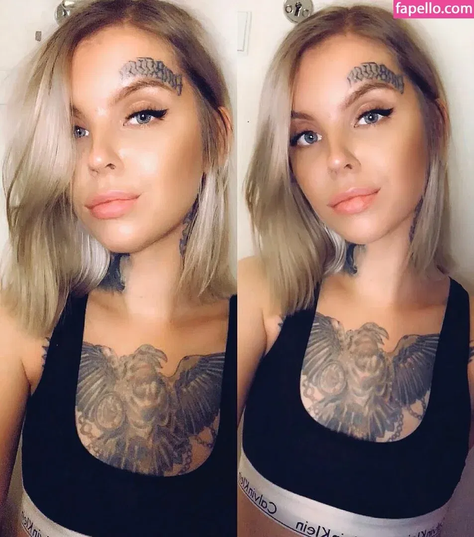 Vickysteez Onlyfans Photo Gallery 