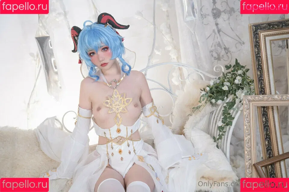 kumicho_cat / nekokoyoshi / nekososto / 喵小吉 / 爆机少女 喵小吉 Onlyfans Photo Gallery 