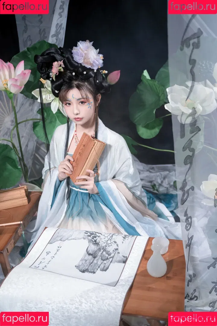 kumicho_cat / nekokoyoshi / nekososto / 喵小吉 / 爆机少女 喵小吉 Onlyfans Photo Gallery 