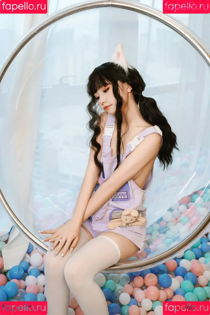 kumicho_cat / nekokoyoshi / nekososto / 喵小吉 / 爆机少女 喵小吉 Onlyfans Photo Gallery 