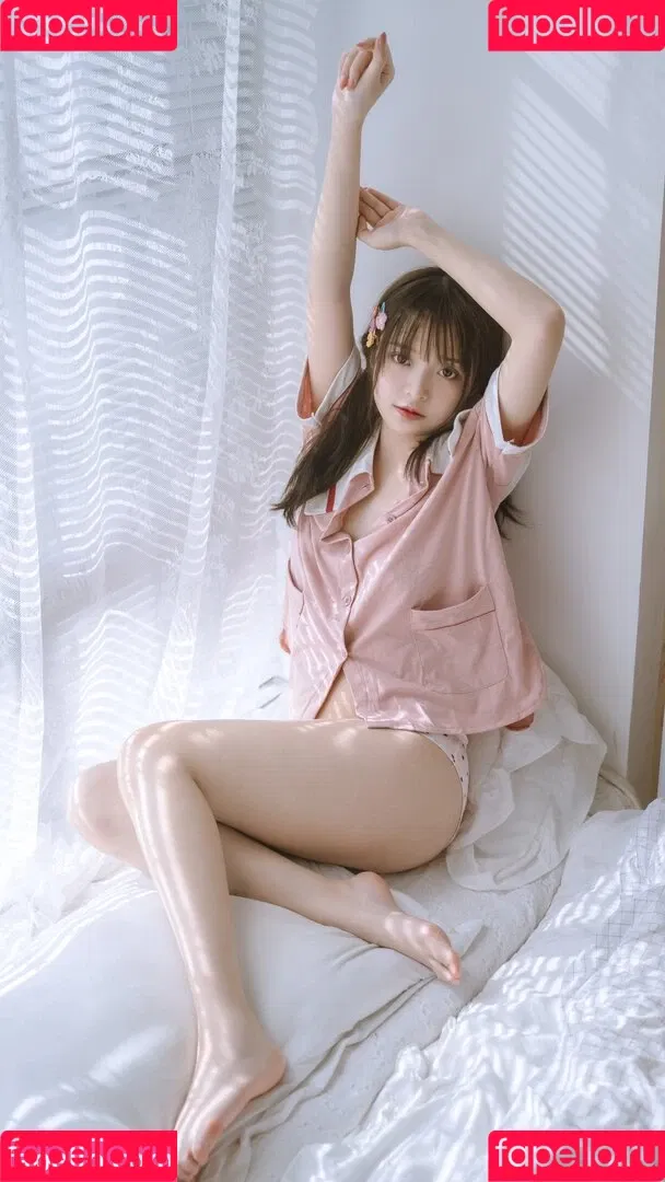 kumicho_cat / nekokoyoshi / nekososto / 喵小吉 / 爆机少女 喵小吉 Onlyfans Photo Gallery 