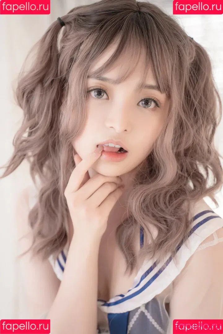 kumicho_cat / nekokoyoshi / nekososto / 喵小吉 / 爆机少女 喵小吉 Onlyfans Photo Gallery 