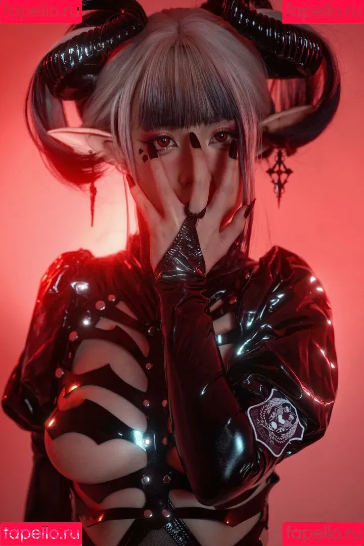 kumicho_cat / nekokoyoshi / nekososto / 喵小吉 / 爆机少女 喵小吉 Onlyfans Photo Gallery 