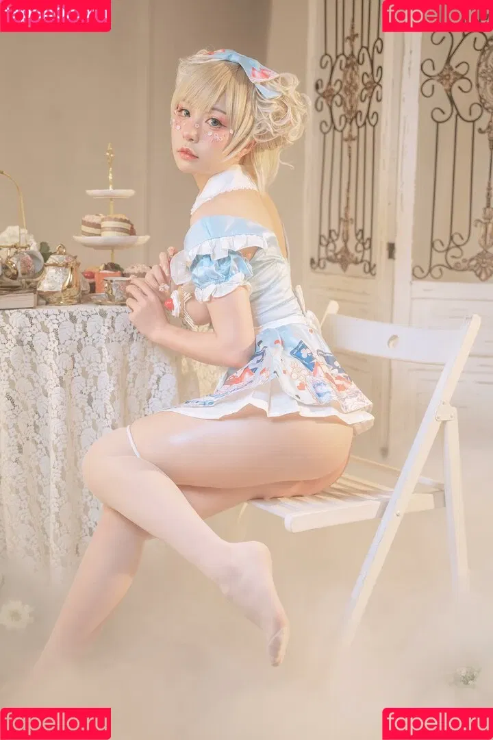 kumicho_cat / nekokoyoshi / nekososto / 喵小吉 / 爆机少女 喵小吉 Onlyfans Photo Gallery 