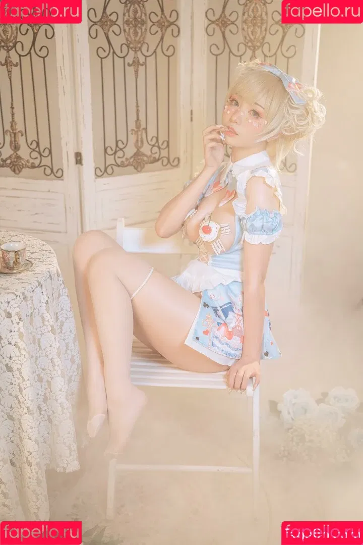 kumicho_cat / nekokoyoshi / nekososto / 喵小吉 / 爆机少女 喵小吉 Onlyfans Photo Gallery 
