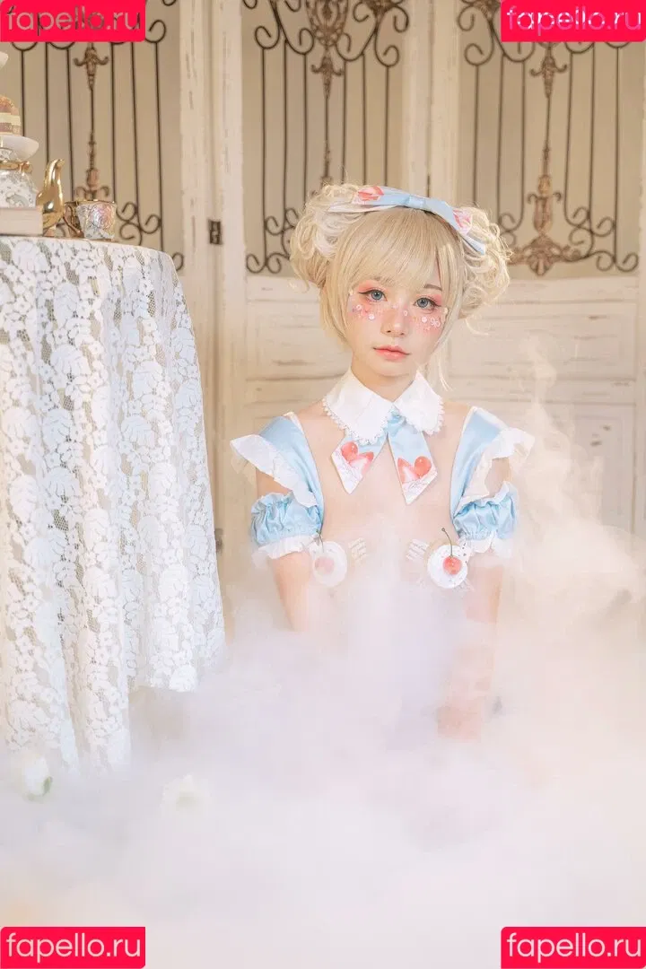 kumicho_cat / nekokoyoshi / nekososto / 喵小吉 / 爆机少女 喵小吉 Onlyfans Photo Gallery 