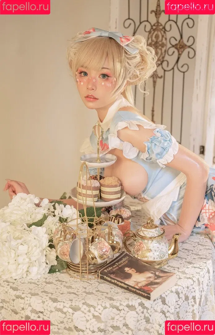 kumicho_cat / nekokoyoshi / nekososto / 喵小吉 / 爆机少女 喵小吉 Onlyfans Photo Gallery 