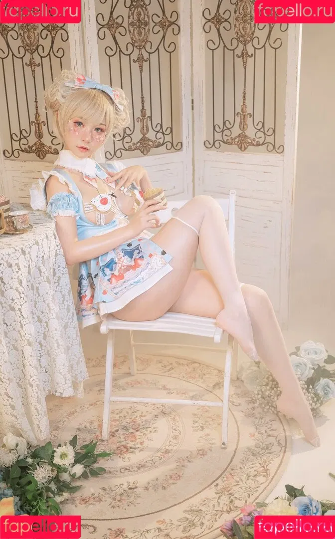 kumicho_cat / nekokoyoshi / nekososto / 喵小吉 / 爆机少女 喵小吉 Onlyfans Photo Gallery 