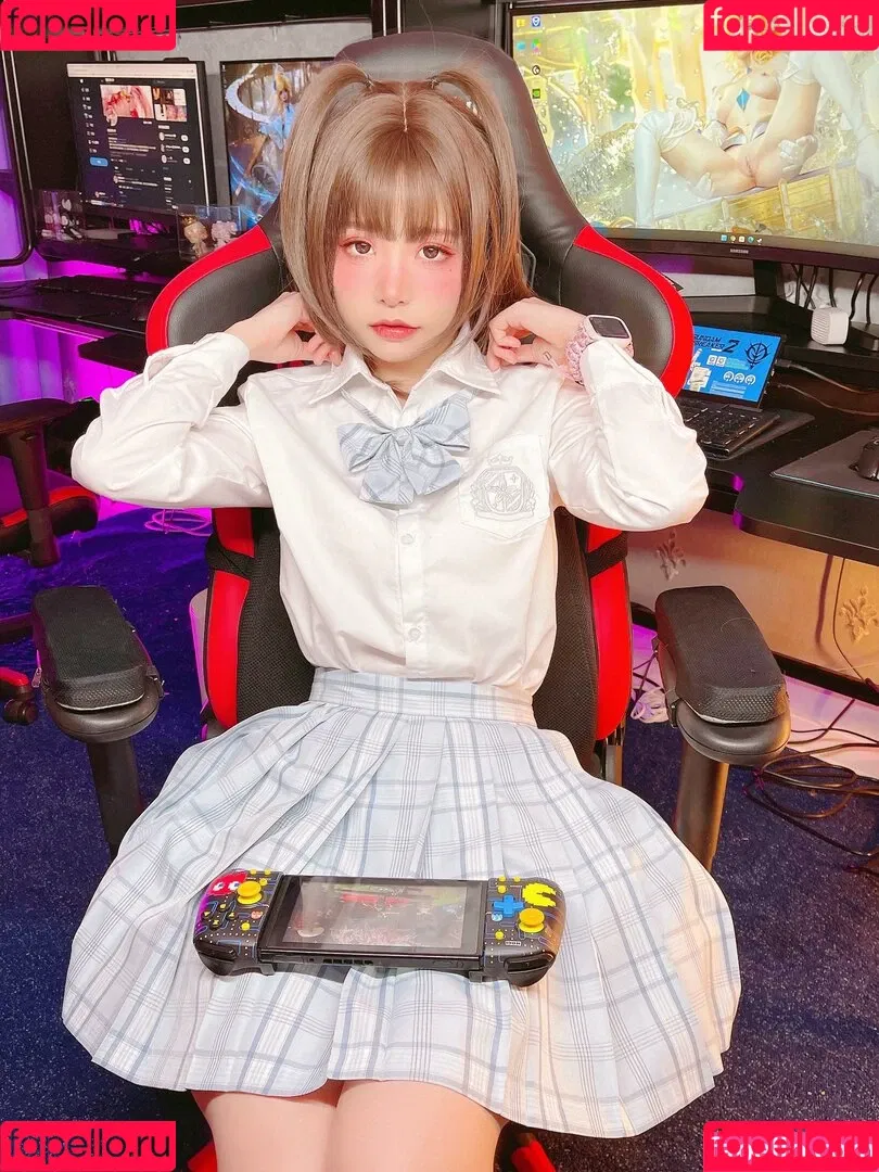 kumicho_cat / nekokoyoshi / nekososto / 喵小吉 / 爆机少女 喵小吉 Onlyfans Photo Gallery 