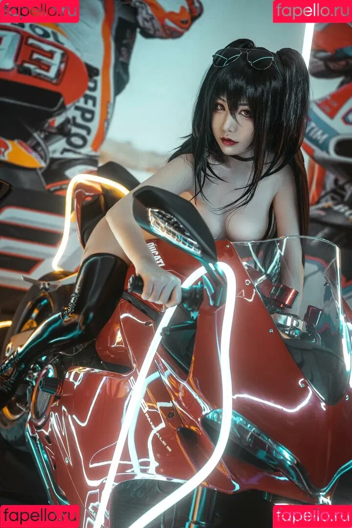 kumicho_cat / nekokoyoshi / nekososto / 喵小吉 / 爆机少女 喵小吉 Onlyfans Photo Gallery 